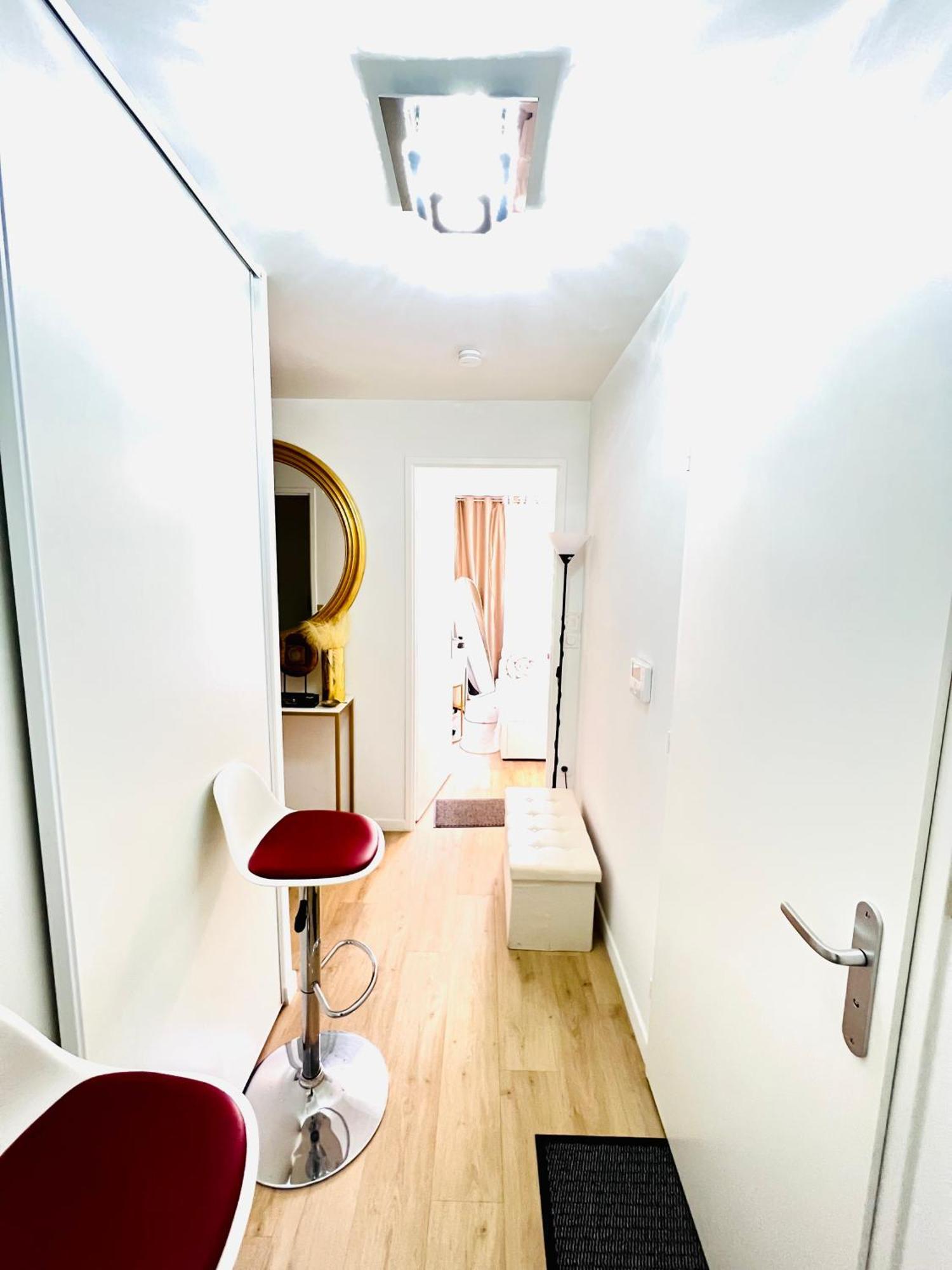 Les Residences De Djibril Le Blanc-Mesnil Exterior photo